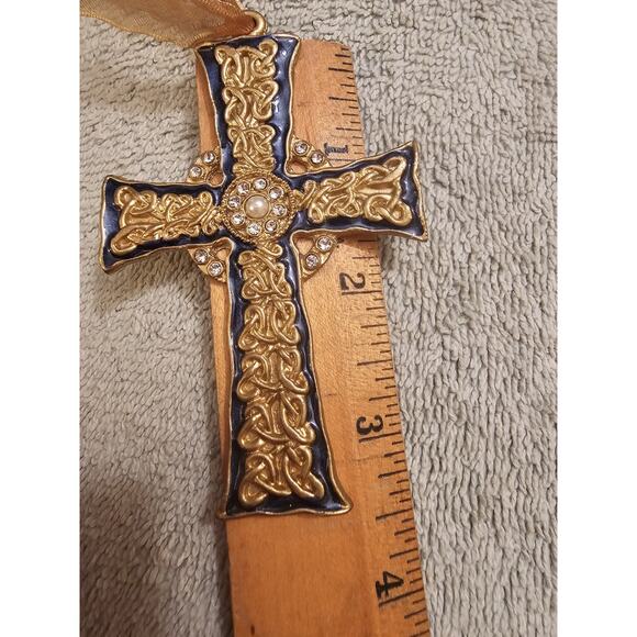 1980s Celtic Style Cross Faux Pearls Rhinestones Religious Decor Or Amulet - Picture 6 of 6